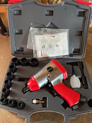 Pistola de impacto Einhell con vasos