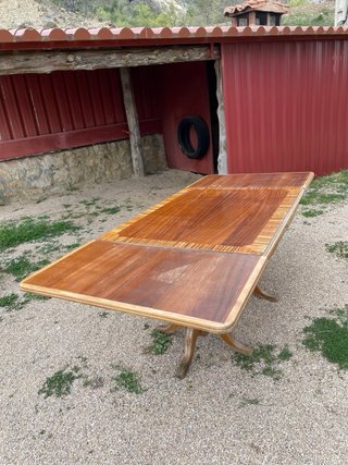 Mesa de comedor extensible de madera