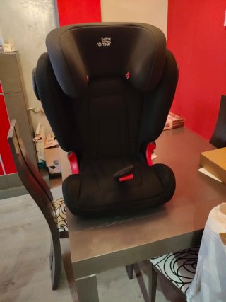 Silla coche Britax Römer niño