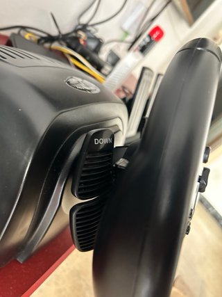 Volante Ferrari con pedales para PS2/PC