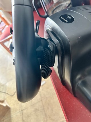 Volante Ferrari con pedales para PS2/PC