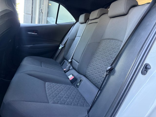 Toyota Corolla 1.8 125H ACTIVE TECH E-CVT