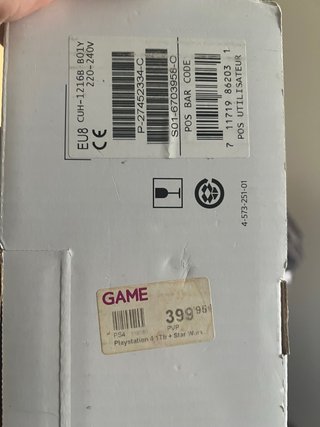 PlayStation 4 1TB Negra + Mando