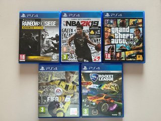 Videogiochi PS4: Rainbow Six, NBA 2K19, GTA V, FIFA e Rocket League