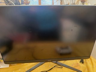 Ps5 con monitor gaming 144hz e 1 pad e cuffioni
