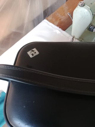 Neceser de viaje rígido con llave