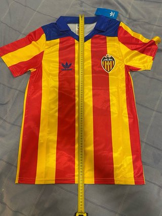Camiseta Kempes Retro Valencia CF Senyera Años 80