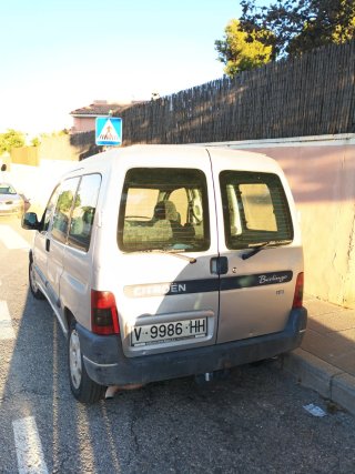 Citroen Berlingo HDI con bola y puertas correderas