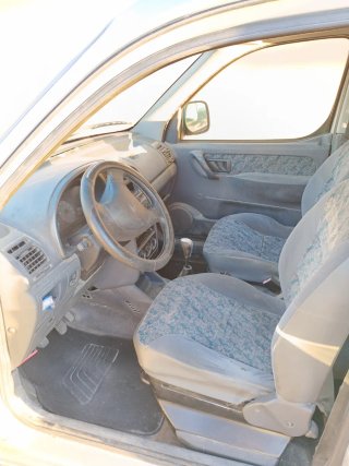 Citroen Berlingo HDI con bola y puertas correderas