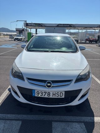 Opel Astra 2013