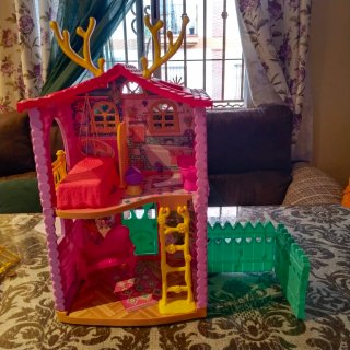 Casa de muñecas Enchantimals
