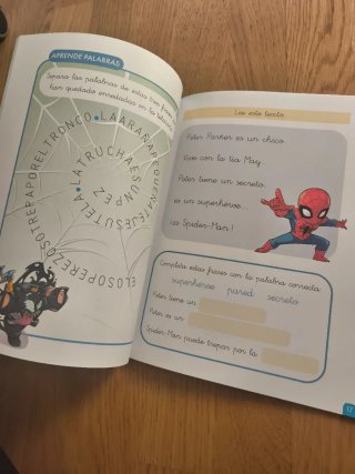 Aprendo a leer con Marvel super hero adventures...