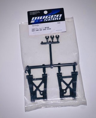Braços Suspensão Inf. Traseiros Mugen T2119-B