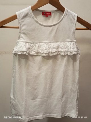 2 blusas brancas multimarcas. Novas
