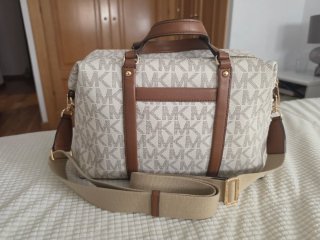 Bolso Michael Kors blanco y marrón