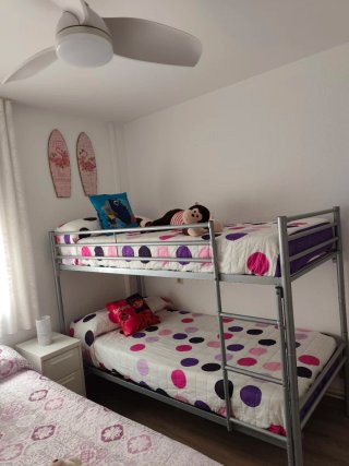Cama 135cm con colchón + Literas 90cm