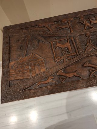 Mesa tallada madera Guinea Ecuatorial