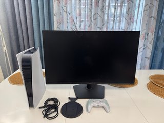 PS5 Digital + Monitor Samsung Odyssey G5