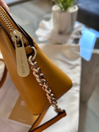 Bolso Michael Kors Amarillo Dorado Cadena