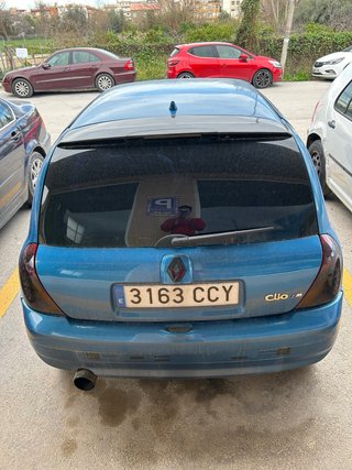 Renault Clio 2004