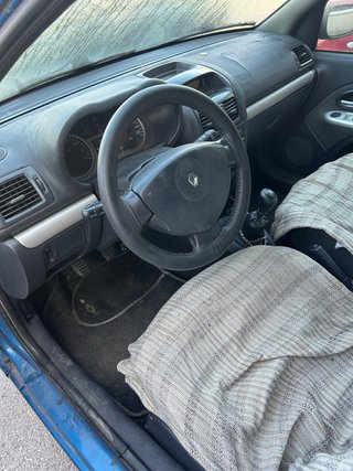 Renault Clio 2004