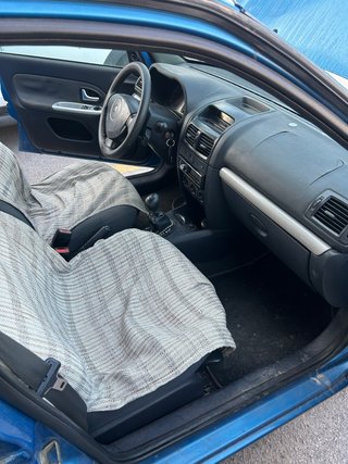 Renault Clio 2004