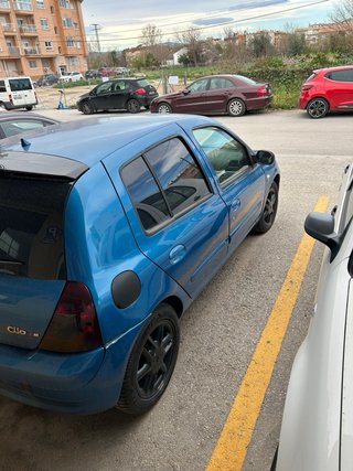 Renault Clio 2004
