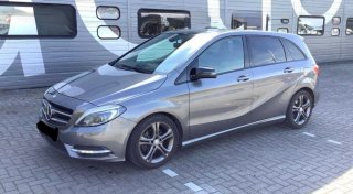 Mercedes-Benz B200 2013