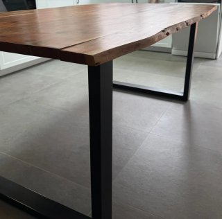 Mesa de madera maciza