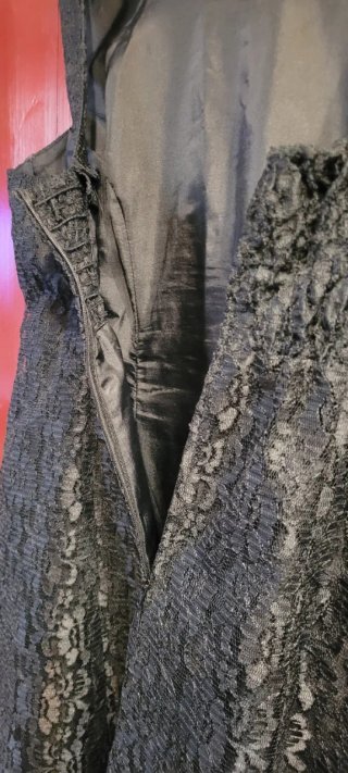 Vestido de encaje negro