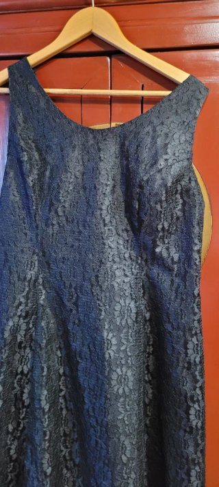 Vestido de encaje negro