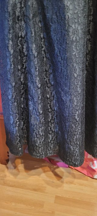 Vestido de encaje negro