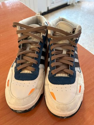 Zapatillas Adidas Mid Top Blancas y Azules, 42,5