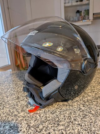 Casco Jet Negro Unik Sin Uso, talla M