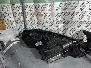 Peugeot Faro delantero Referencia 9854782680