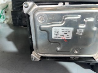 Peugeot Faro delantero Referencia 9854782680