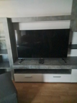 Televisión LG Negra y Gris