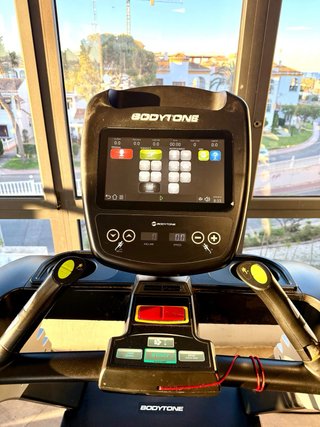 Cinta de correr Bodytone EVOT1 profesional