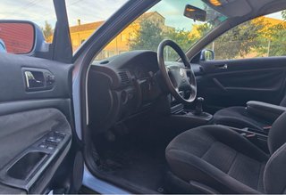 Volkswagen Passat Berlina 4 Puertas Gasolina