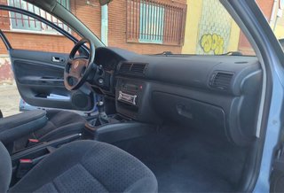Volkswagen Passat Berlina 4 Puertas Gasolina