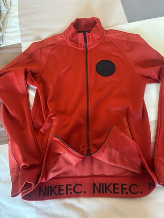 Chaqueta Nike Football Club Roja