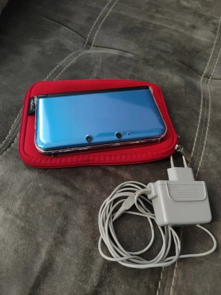Nintendo 3DS XL Azul + Extras