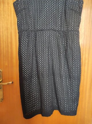 Vestido midi negro H&M bordado calado talla 44