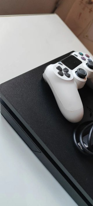 🇪🇸Ps4 Slim Hen 500GB FW 11.50, Mando, Juego🇪🇸
