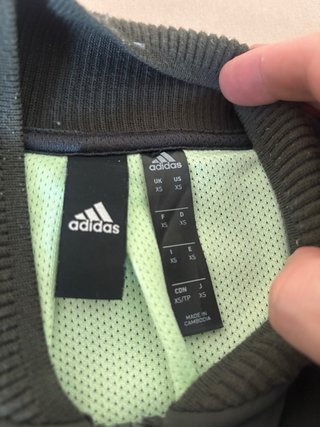 Chaqueta Adidas Bomber Negra y Verde