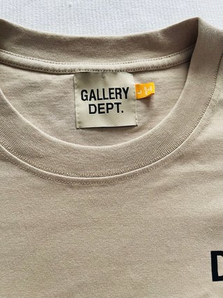 Camiseta Gallery Dept. Beige