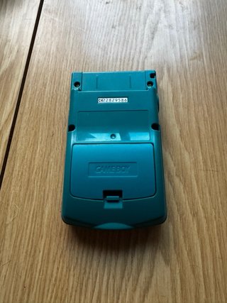 Game Boy Color Original + 2 Pokémon