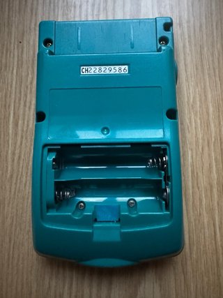 Game Boy Color Original + 2 Pokémon