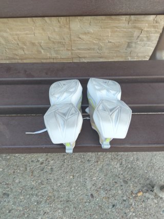 Zapatillas Nike Blancas y Amarillas