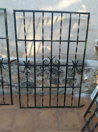 2 REJAS ANTIGUAS ARTESANALES 1,45 X 1